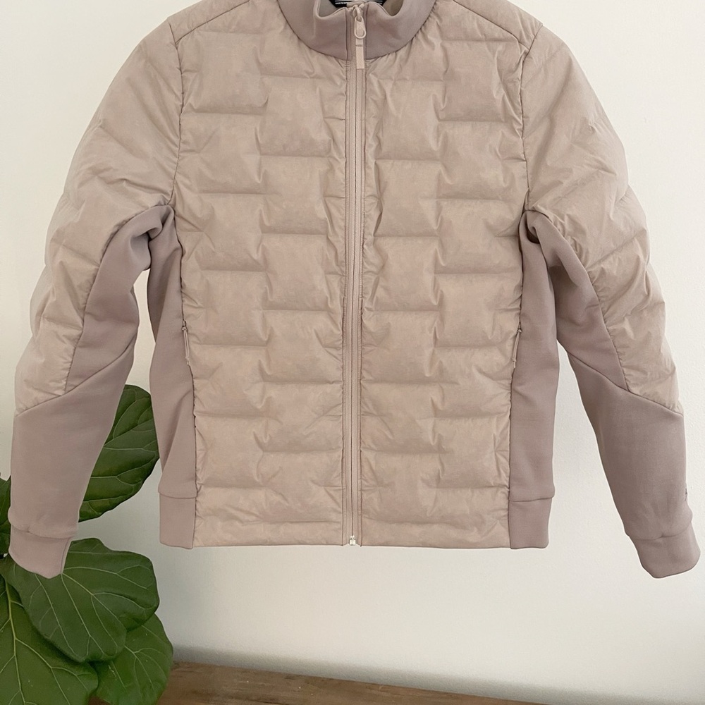 Arc’teryx Beige Quilted puffer Jacket